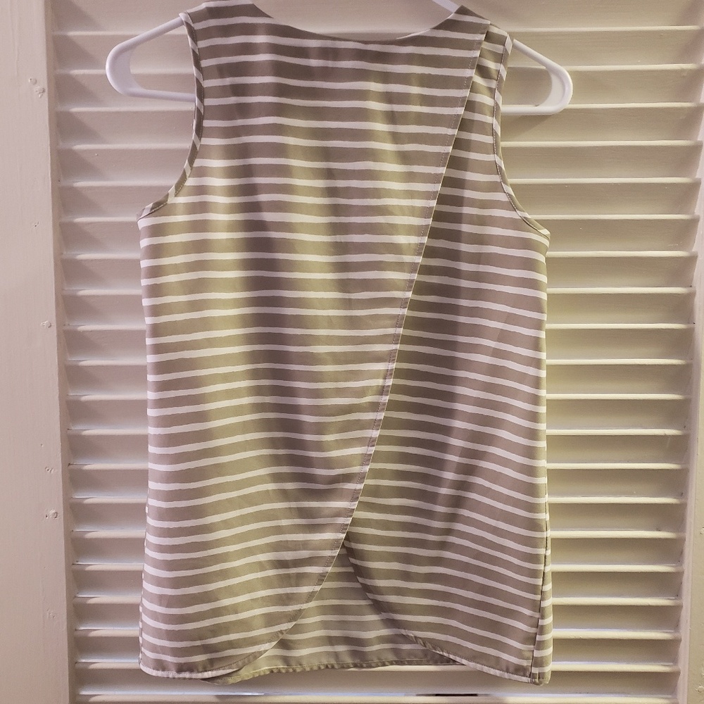 J.Crew Open Back Top - Picture 3 of 4